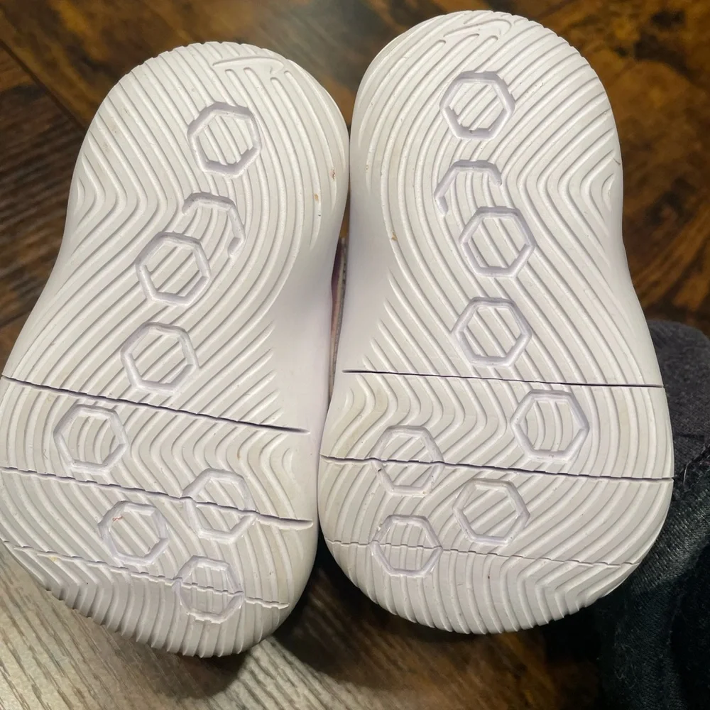 Baby Nike Shoes - Boy Girl - Picture 4 of 7